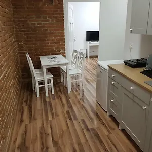 Nr 15 - 2 Z Prywatnymi Lazienkami Centrum , Poznan Poland